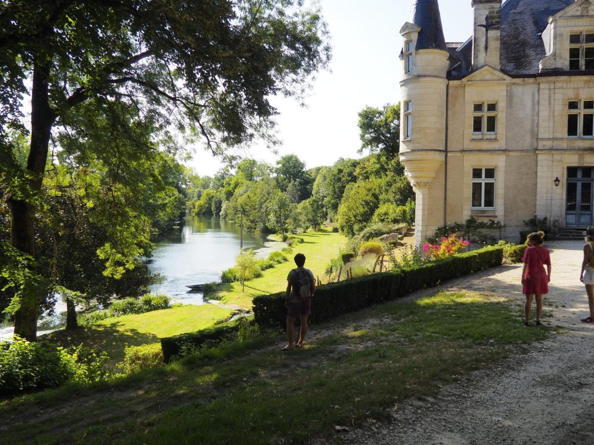 Chateau Des Loups - Les Cypres Echire Eksteriør bilde